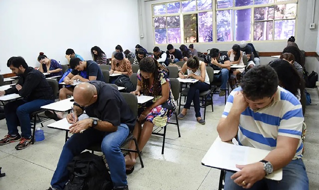 Educação Jovens e Adultos