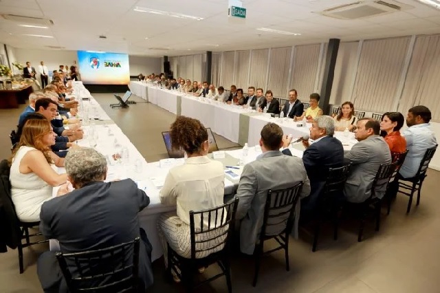 governador faz balanço do 1º ano de gestão