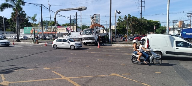 Avenida Presidente Dutra com Maria Quitéria