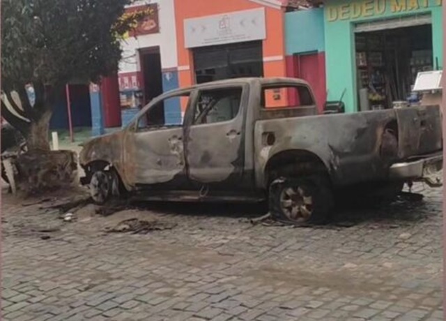 incêndio supostamente criminoso em Nova Canaã