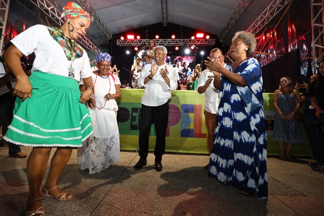 governador Jerônimo Rodrigues - carnaval ouro negro - manifestação cultural - samba - cultura