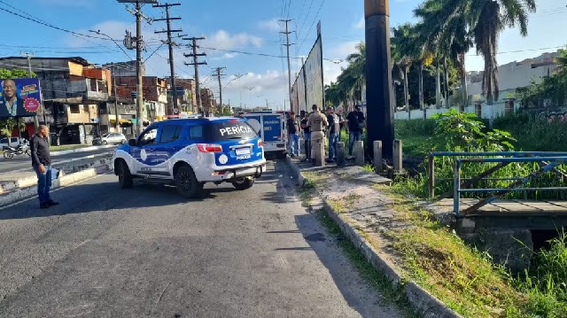 Corpo de homem carbonizado é encontrado