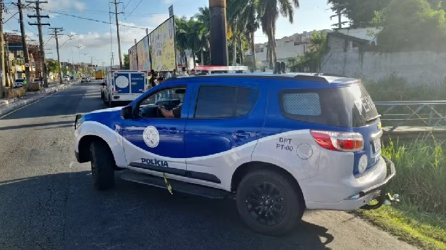 Corpo de homem carbonizado é encontrado