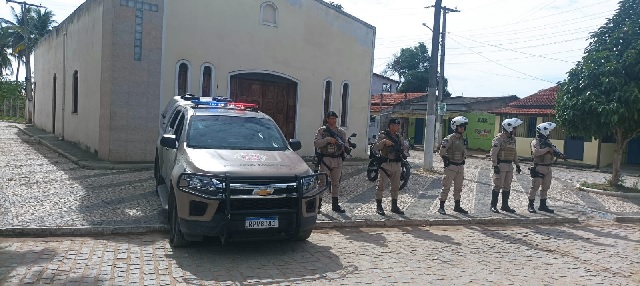 Policiamento na Mantiba