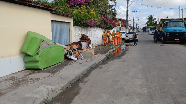 Rua Adriano Araújo