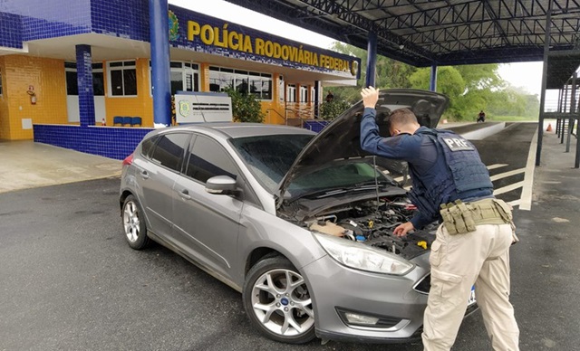 Carro roubado na capital é recuperado em Vitória da Conquista