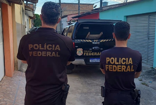 Polícia federal - -cédulas falsas