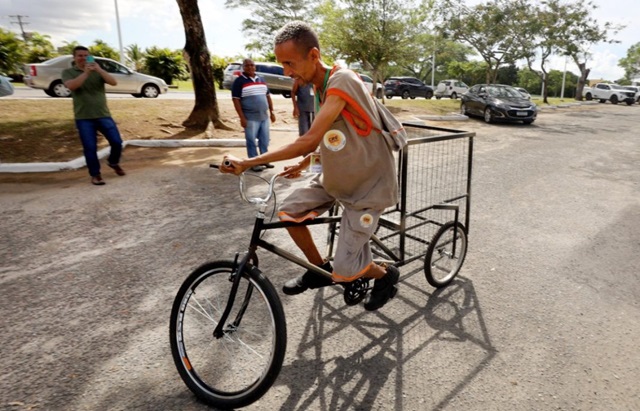 Governo da Bahia entrega equipamentos para cooperativas de material reciclável3