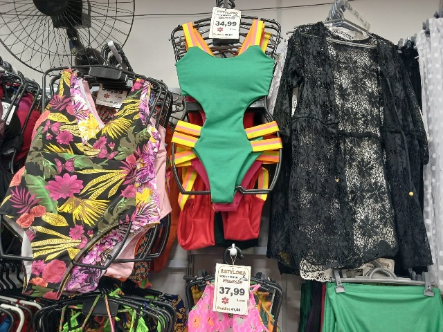 Loja de moda praia