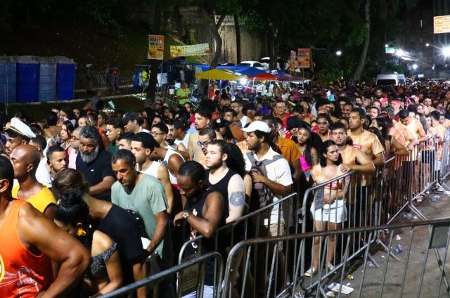 superlotação carnaval de salvador 2024