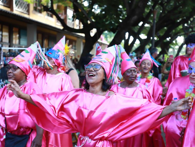 carnaval de praia do forte