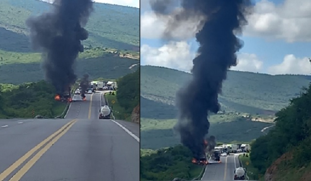 Carreta pega fogo na BR-116 próximo a Irajuba