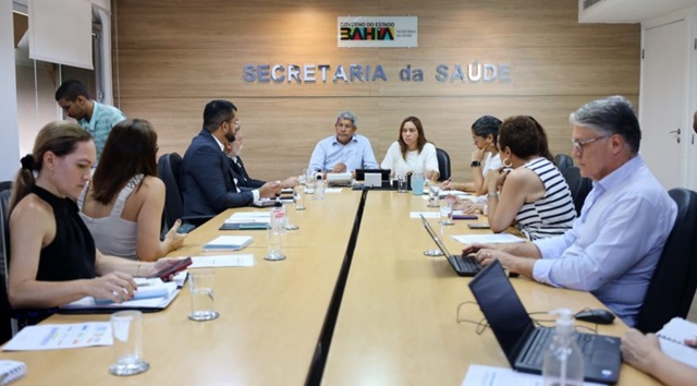 reunião do governo da Bahia com a sesab para combater a dengue2