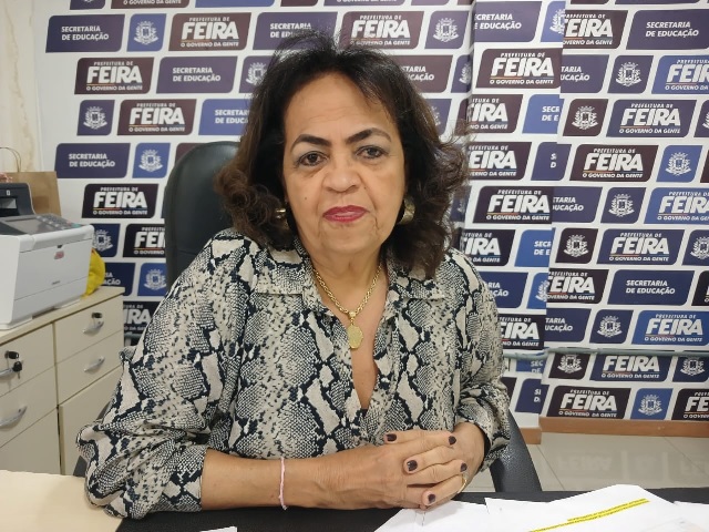 Mães ocupam sede da Secretaria de Educação para cobrar novos professores