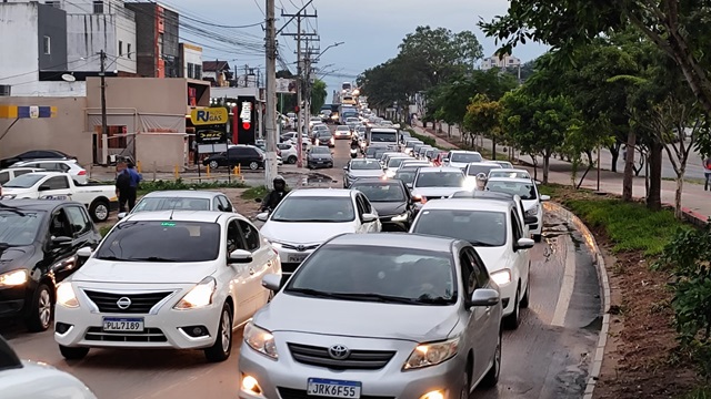 Manifestação na Fraga Maia