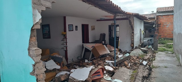 Casa destruída no Campo Limpo