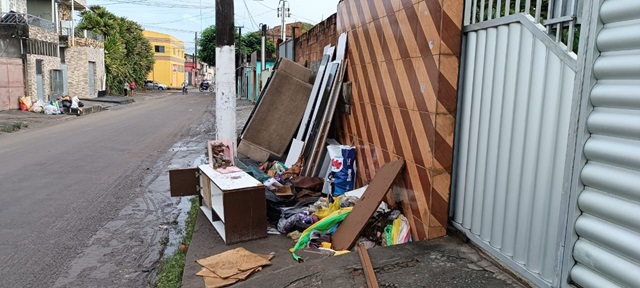 Casa destruída no Campo Limpo