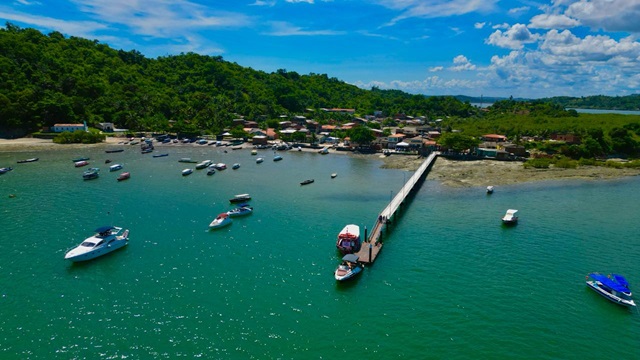 Ilha de Maré - praia - turismo