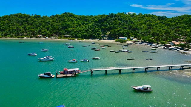 Ilha de Maré - praia - turismo