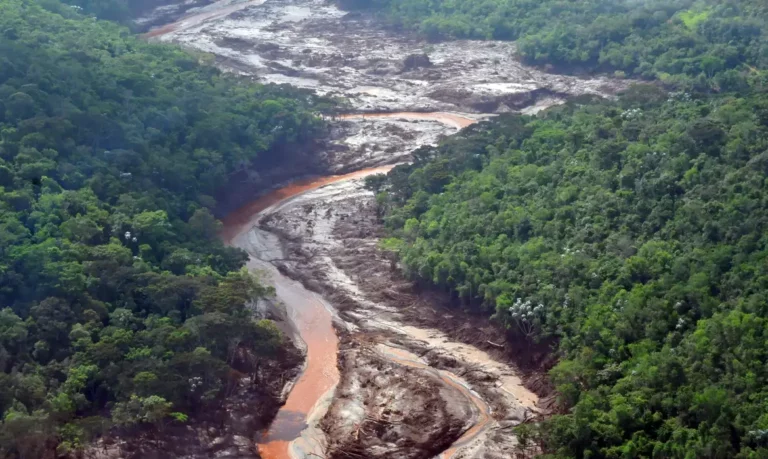 Tragédia em Mariana