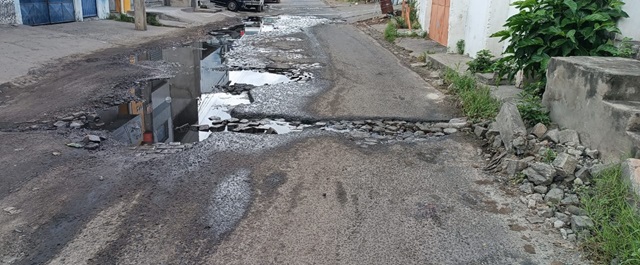 Rua Venceslau Braz, no bairro Queimadinha ft paulo josé acorda cidade3