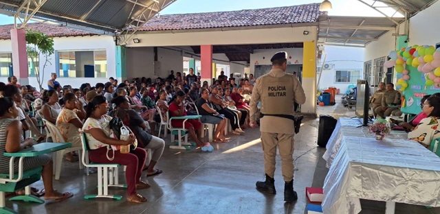 Policiais da Ronda Escolar