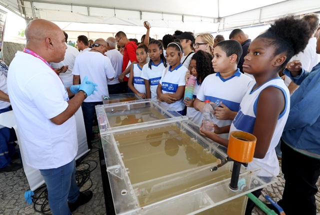 Requalificação do governo na lagoa do abaeté