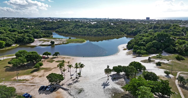 Requalificação do governo na lagoa do abaeté