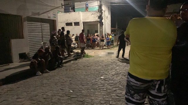 Jovem de 23 anos é assassinado