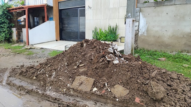 Rua Bonfinópolis, no bairro Mangabeira - ft - Ed Santos - acorda cidade