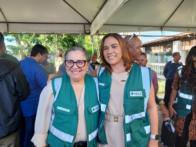 Cristiana França e Roberta Santana 