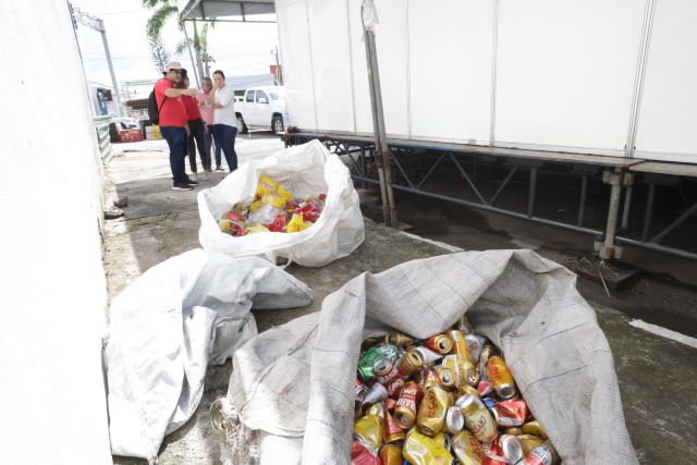 catadores na micareta de Feira