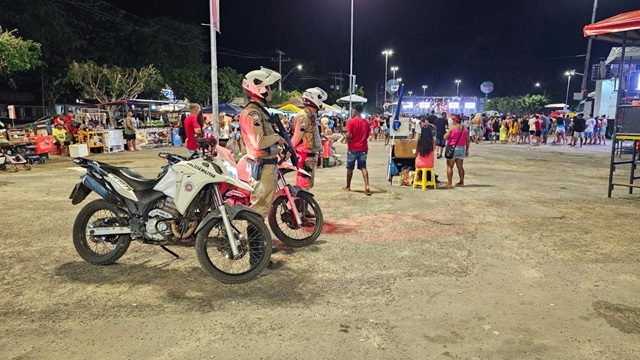 esquadrão de motocicletas na