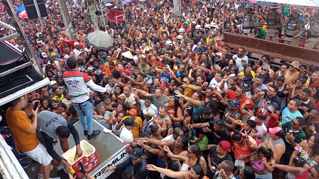 Arrastão de Thiago Aquino ft Gabriel Gonçalves acorda cidade1