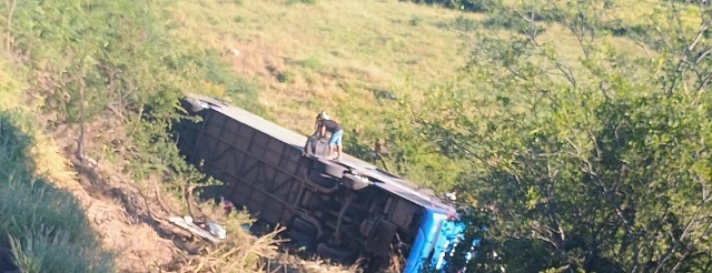 Acidente com ônibus na Serra da Mangueira