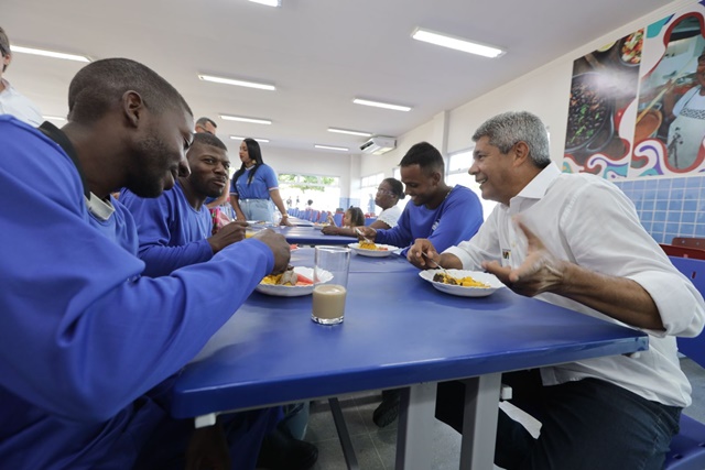 Município de Santo Estêvão ganha modernização de duas escolas estaduais neste sábado (27)