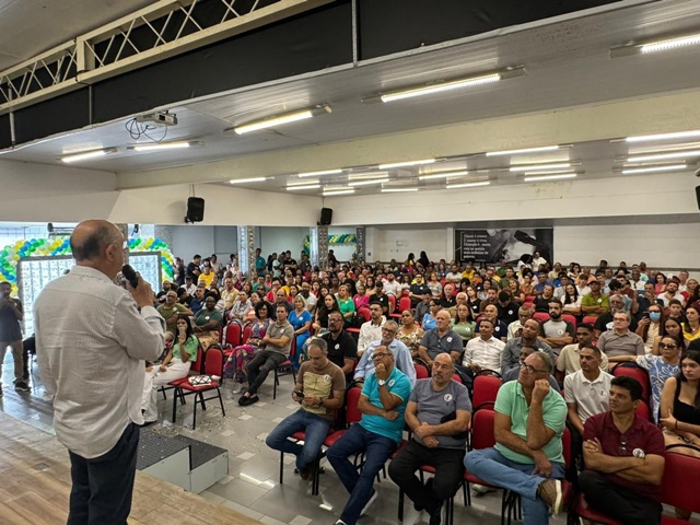 José Ronaldo conquista mais apoio de lideranças religiosas no lançamento da pré-candidatura de Jorge Oliveira