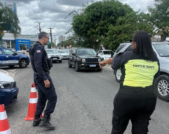 Agentes de Trnsito