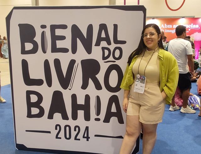 Escritora de Feira de Santana, Clara Pamponet, conta experiência de participar da Bienal em Salvador como convidada