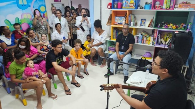 Homenagens às mães já começou no Hospital Roberto Santos