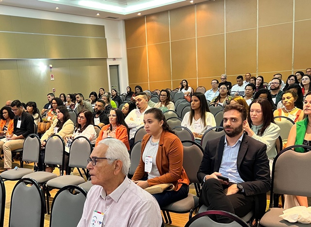 Em congresso de pediatria, médicos debatem tratamentos de doenças, como gripes e resfriados