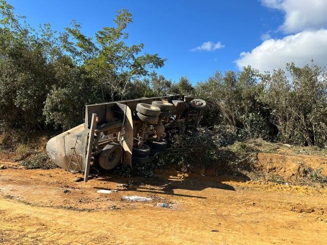 acidente na ba-250 vale do jiquiriça1