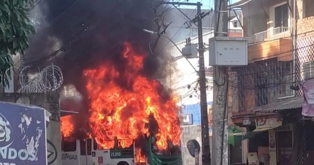 fogo incêndio ônibus 