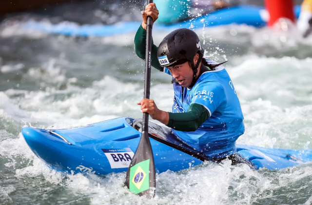 Ana Sátila, da canoagem 