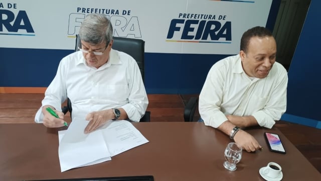 Prefeitura assina contrato para a construção do MCMV