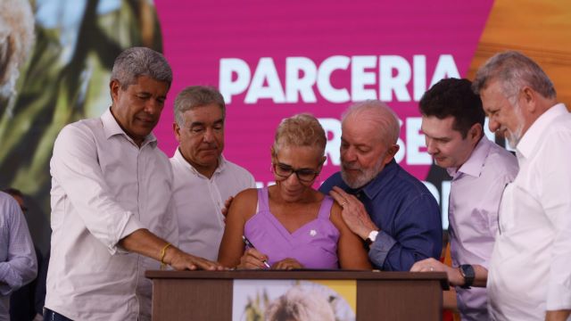 Presidente Lula em evento em Feira de Santana na Bahia