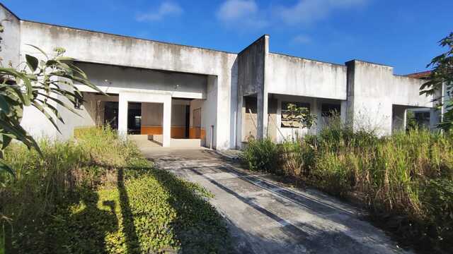 Moradores reclamam de creche abandonada no bairro Asa Branca (4)